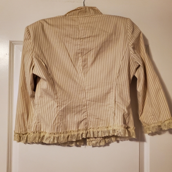 Cream pin striped jacket - Picture 2 of 3